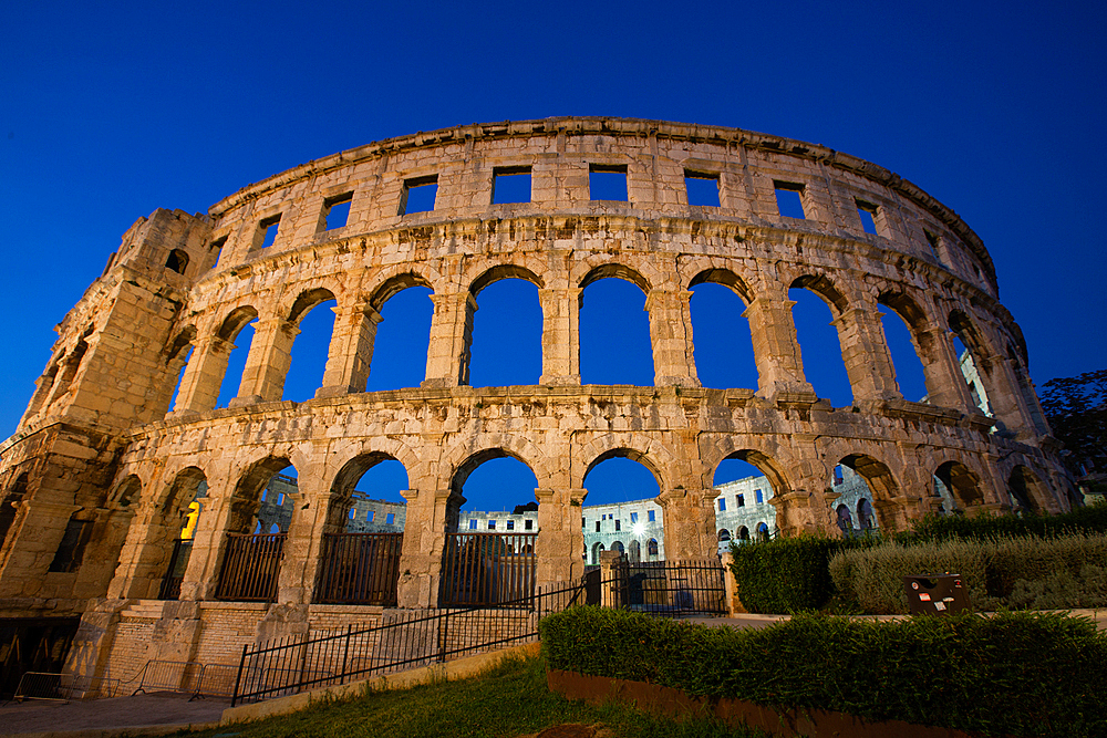 Evening, Pula Arena, Roman Amphitheater, constructed between 27 BC and 68 AD, Pula, Croatia, Europe