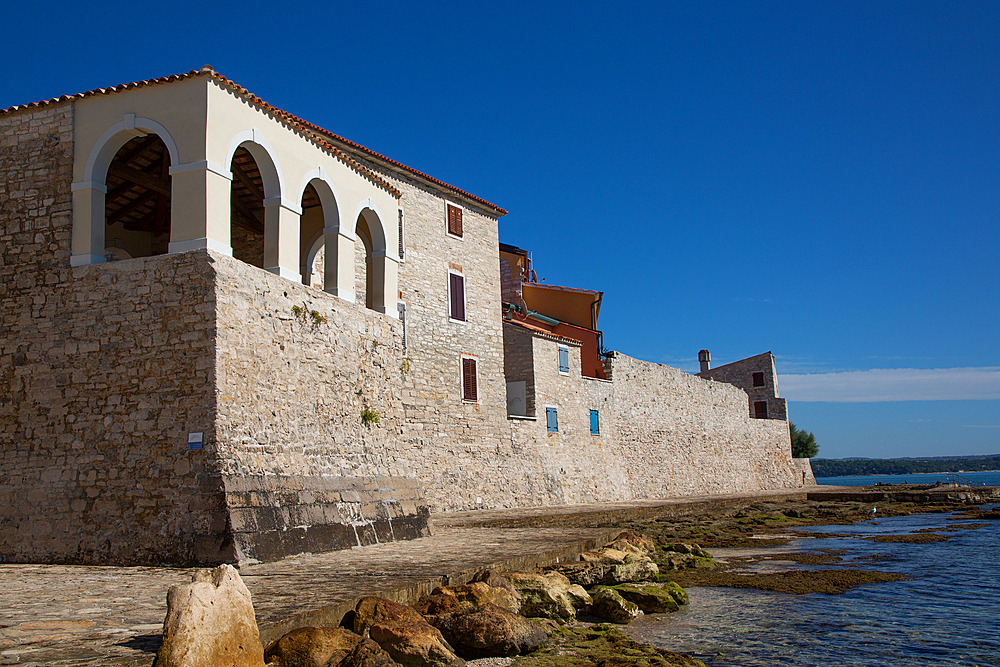 Belvedere Historical Site, dating from 1649, Old Town, Novigrad, Croatia, Europe