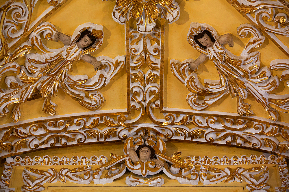 Polychrome Figures and Golden Reliefs, Baroque Interior, Church of San Francisco Acatepec, founded mid-16th century, San Francisco Acatepec, Puebla, Mexico, North America