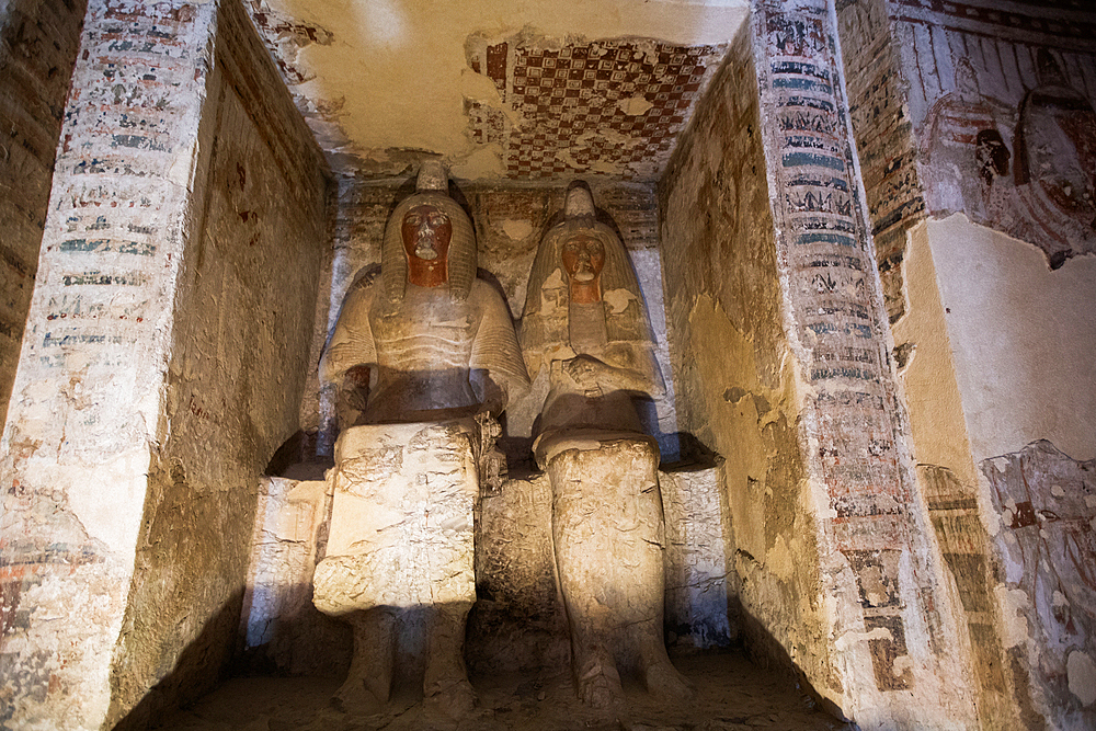 Statues of Amenemopet and Nodjmet, Tomb of Amenemopet, TT41, Tombs of the Nobles, Ancient Thebes, UNESCO World Heritage Site, Luxor, Egypt, North Africa, Africa