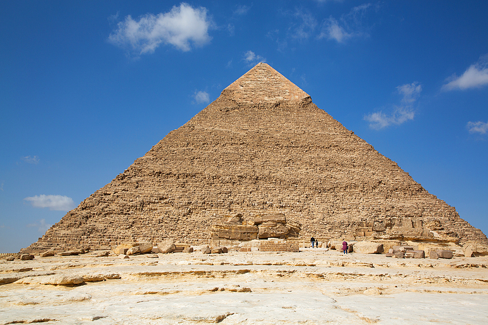 Pyramid of Khafre (Chephren), Giza Pyramid Complex, UNESCO World Heritage Site, Giza, Egypt, North Africa, Africa