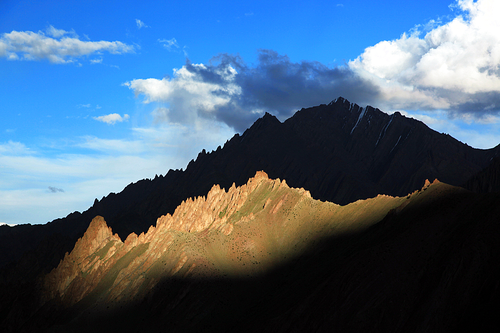 Mountain scenery, Zanskar Range, Ladakh, India