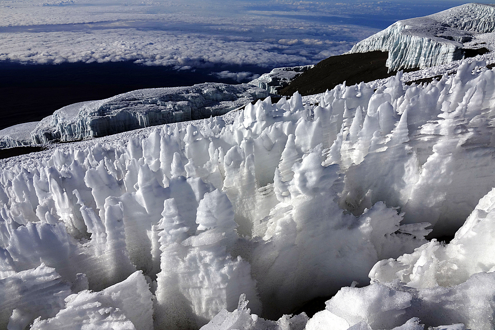 Ice formations on the summit plateau of Uhuru peak, Africa's highest point, Kilimanjaro, UNESCO World Heritage Site, Tanzania, East Africa, Africa