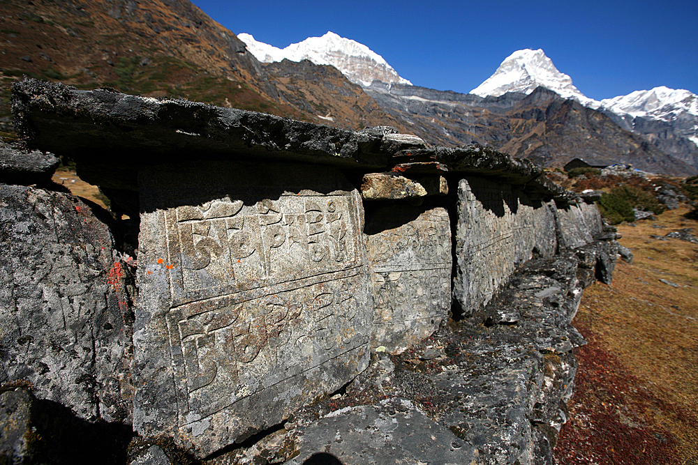 Mani wall, high Khumbu, Himalayas, Nepal, Asia