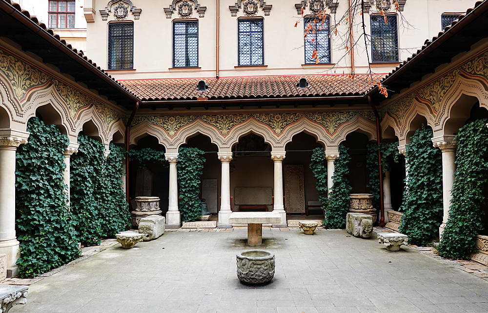 The tiny 18th-century Stavropoleos Church is one of the most beautiful religious monuments in the capital of Romania. Tucked away between taller buildings in Bucharest´s Old Town, the monument was originally part of Stavropoleos Monastery