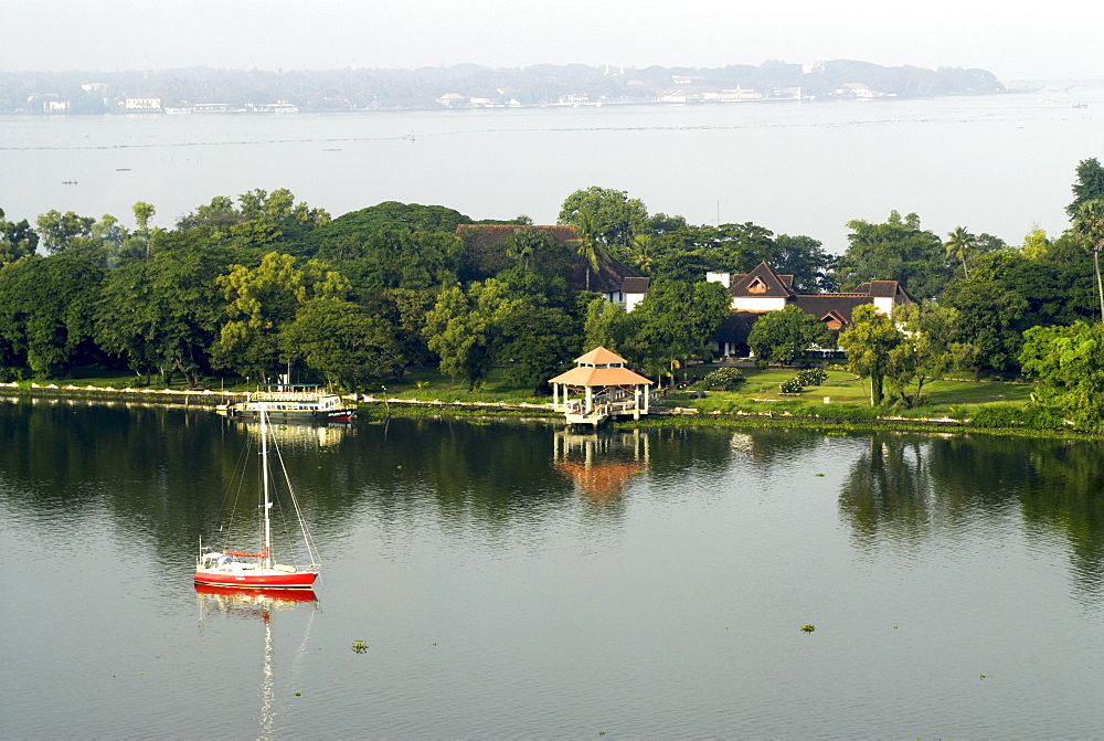 Sailing boat in Vembanad Lake, Kochi, Kerala, India, Asia