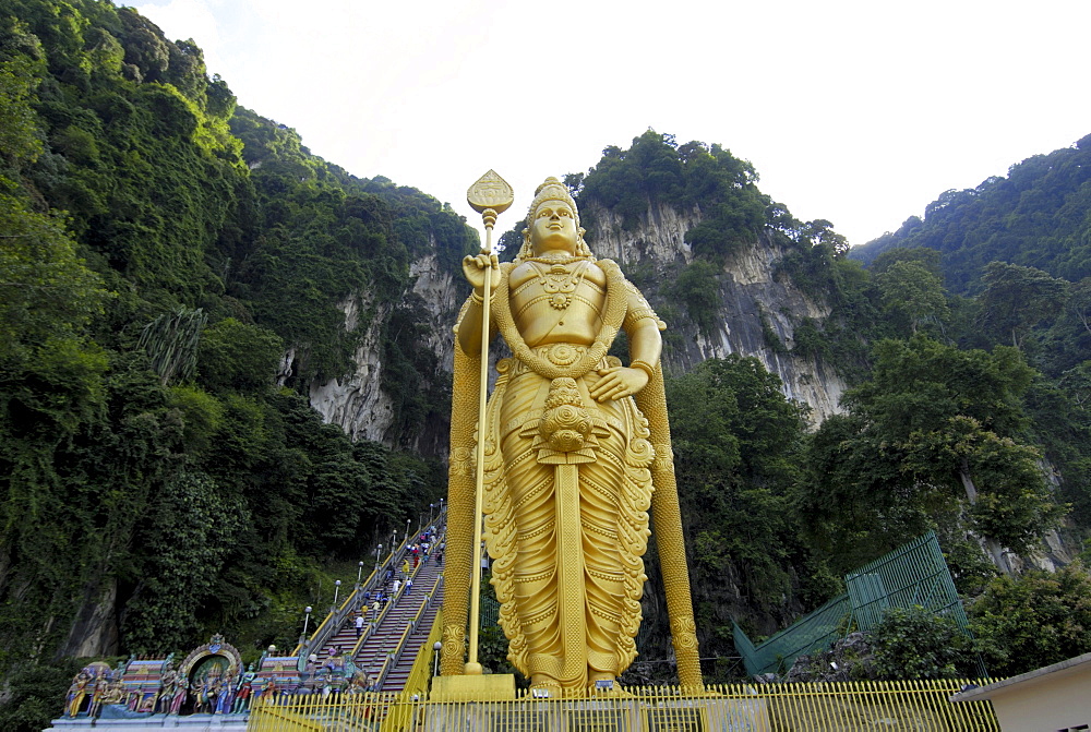 Huge image of Subramanya at the entrance to the Batu Caves, Kuala Lumpur, Malaysia, Southeast Asia, Asia