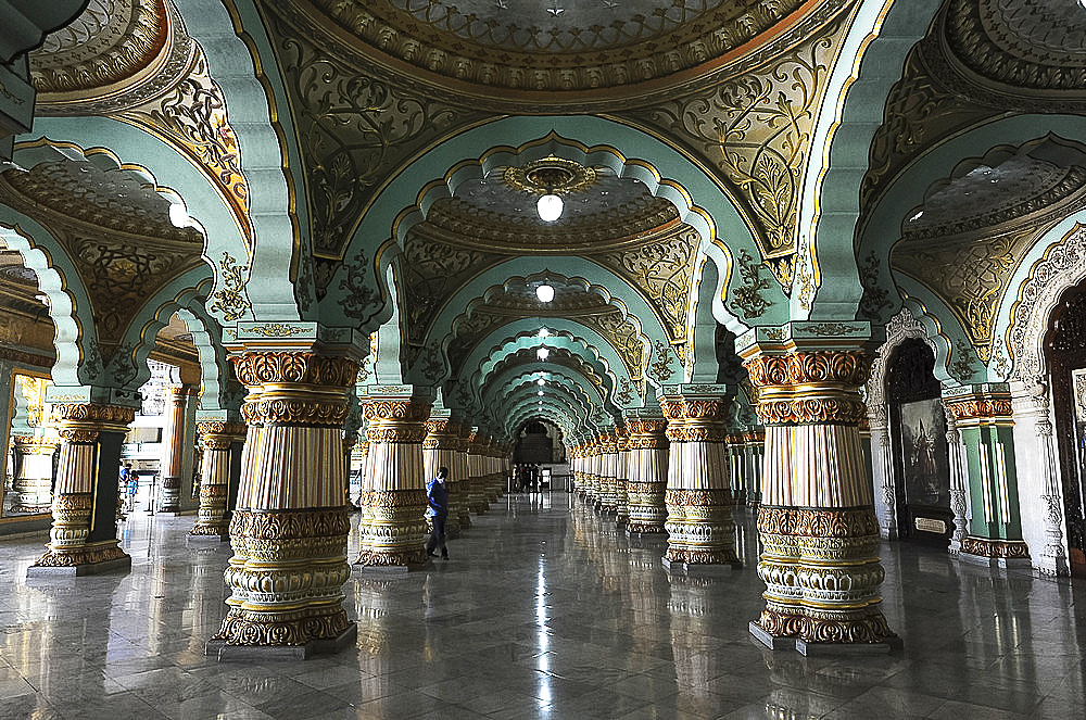 Durbar hall with sculpted pillars inside Mysore Palace, constructed between 1897 and 1912, Mysore, Karnataka, India, Asia