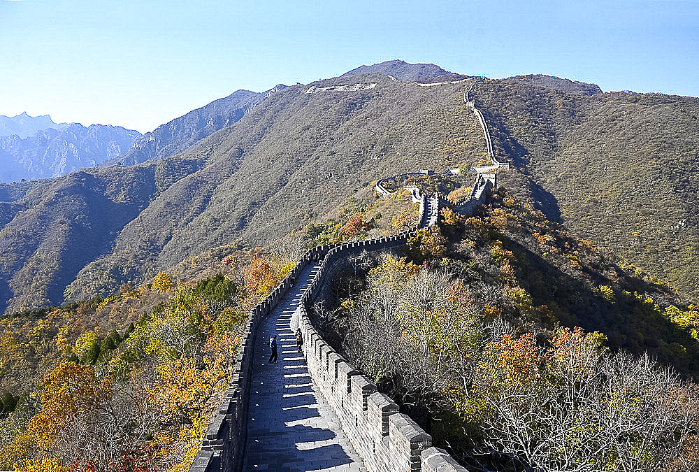 Great Wall of China, Mutianyu section, looking west towards Jiankou, UNESCO World Heritage Site, Beijing, China, Asia