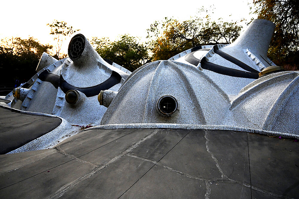 Amdavad ni Gufa, cave-like underground art gallery designed by the architect Balkrishna Vithaldas Doshi, Ahmedabad, Gujarat, India, Asia