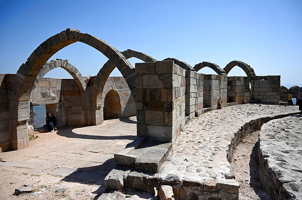 Five arches, the remains of 15th century hilltop Saat Kaman (Seven Arches) monument, part of the Champaner complex, Gujarat, India, Asia