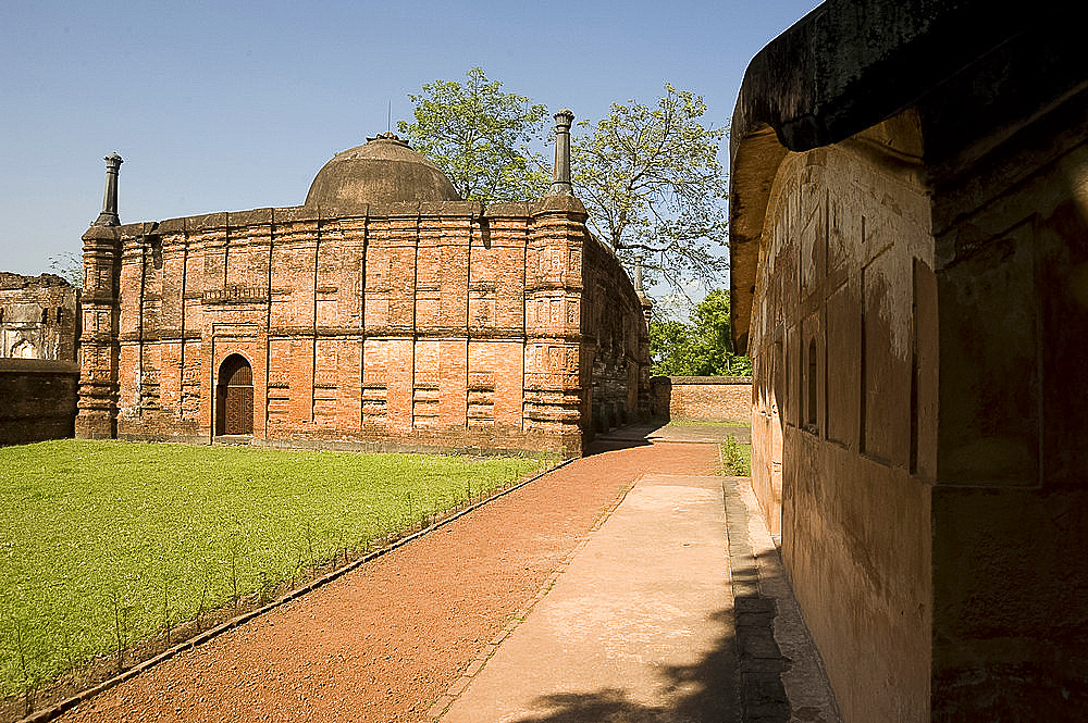 Medieval red brick Qadam Rasul mosque dating from 1531, and Fath Kahn's tomb, Gaur, West Bengal, India, Asia