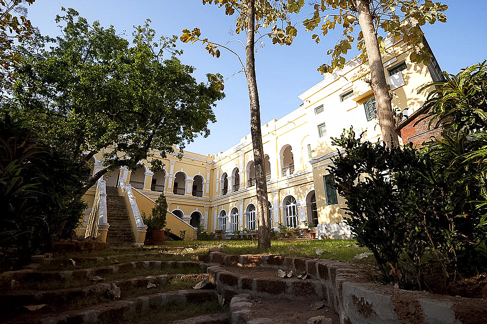 Rural Rajput palace, Dhenkanal, Orissa, India, Asia