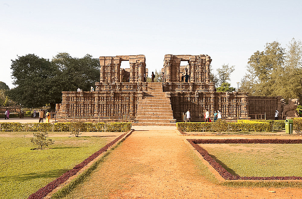 Konarak Sun temple dating from the 13th century, south side, UNESCO World Heritage Site, Konarak, Orissa, India, Asia