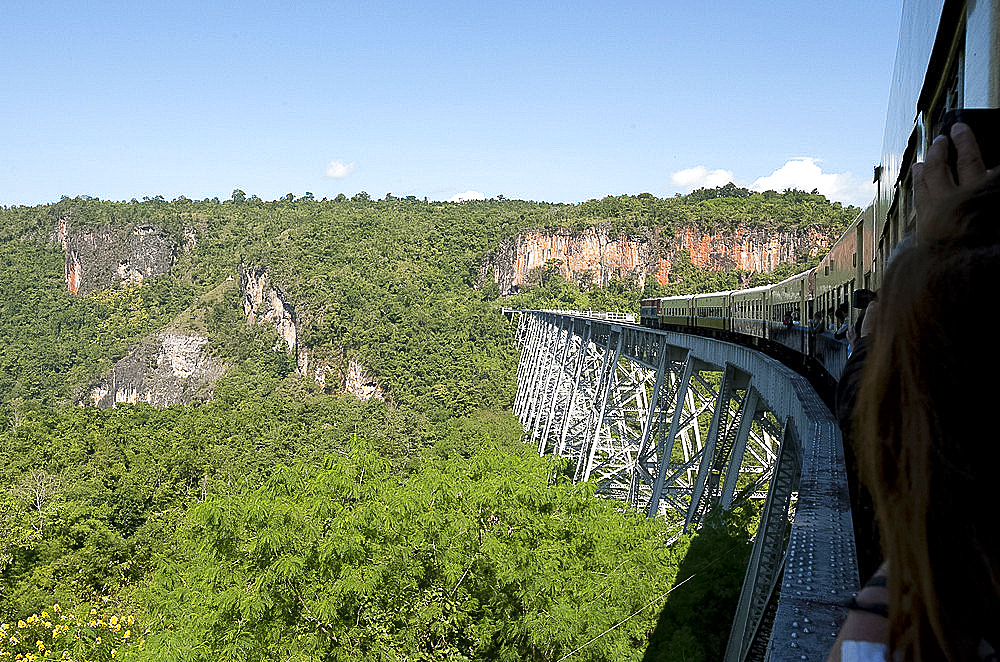 The Goteik viaduct, constructed in 1899, 689 metres long and approximately 250 metres high, Nawnghkio, Shan state, Myanmar (Burma), Asia