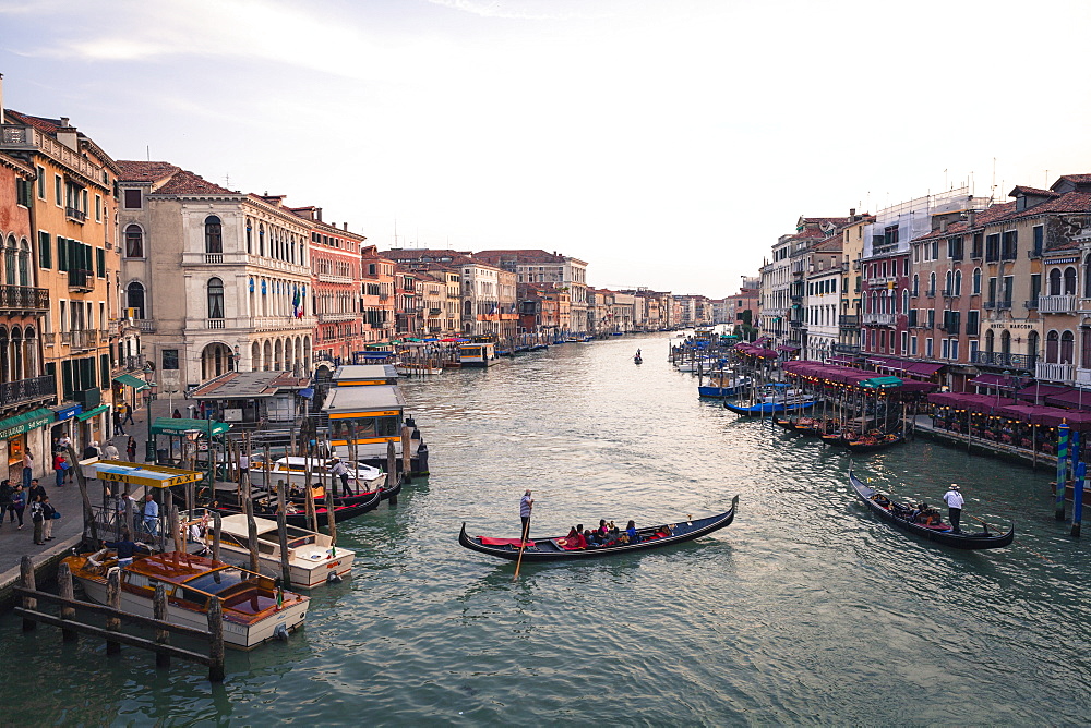 A gondola crossing the Grand Canal, Venice, UNESCO World Heritage Site, Veneto, Italy, Europe