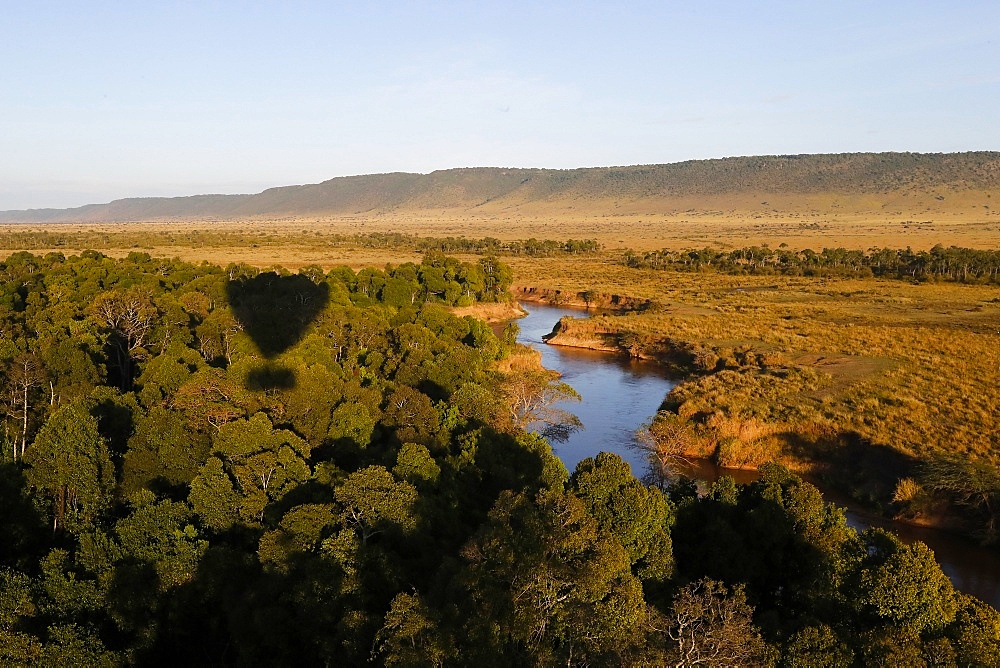 A view of the meandering course of the Mara River through the National Reserve from a hot air balloon, Kenya, East Africa, Africa