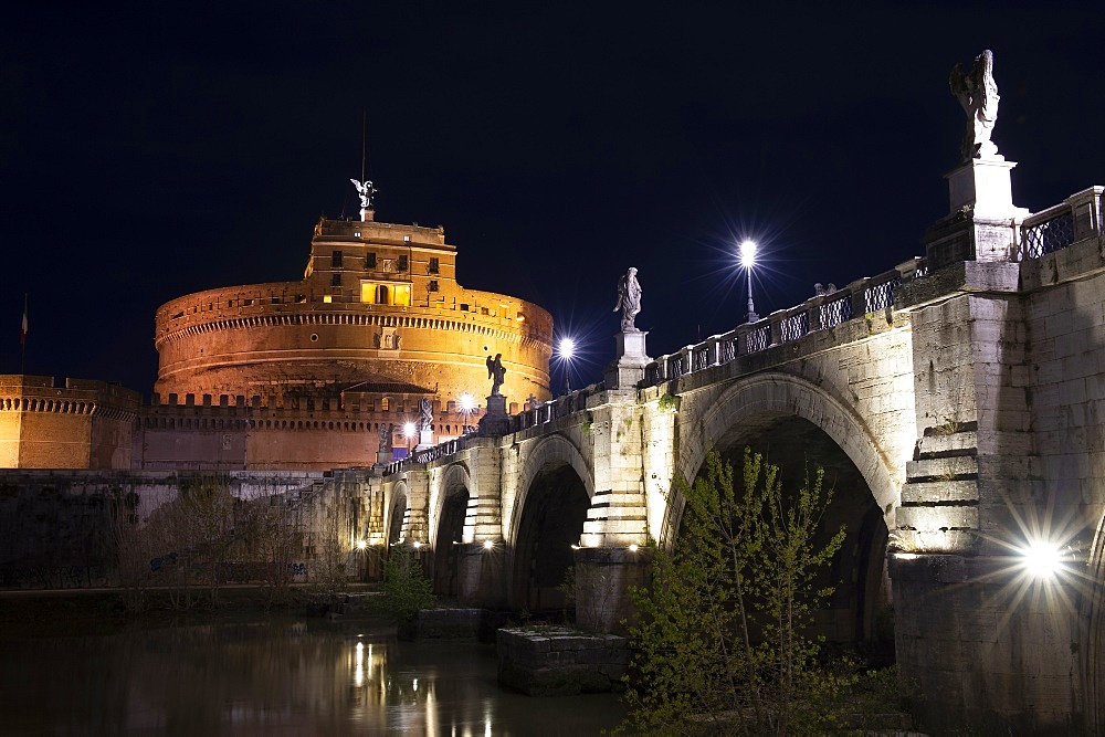 The Mausoleum of Hadrian (Sant'Angelo Castle) at night, UNESCO World Heritage Site, Rome, Lazio, Italy, Europe