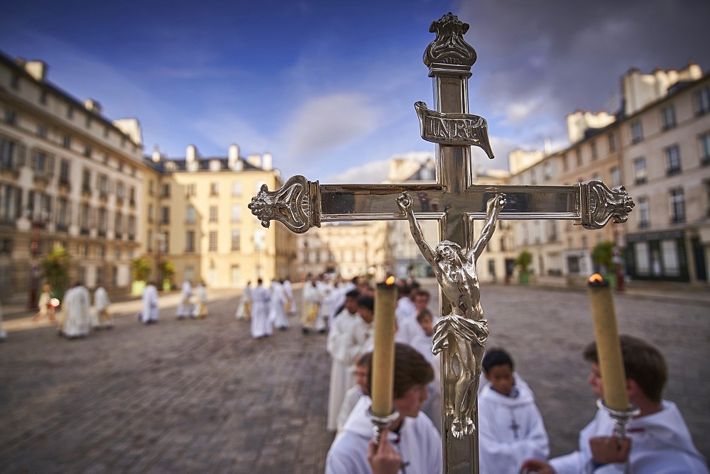 Entry procession, Deacon Ordinations in St. Louis Cathedral, Versailles, Yvelines, France, Europe