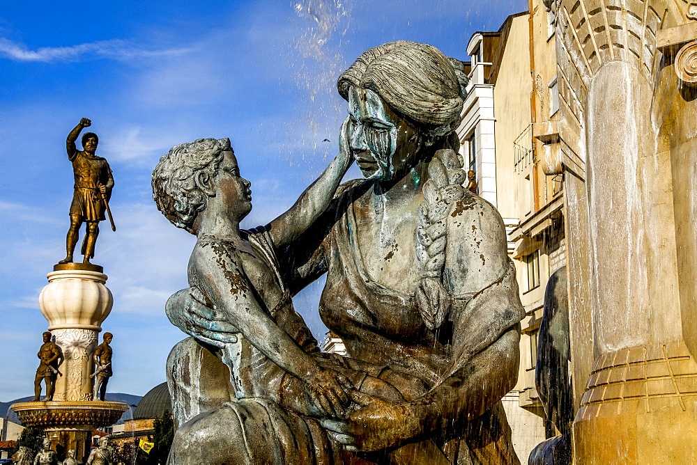 Mothers' Fountain and Philip II statues, Skopje, Republic of Macedonia, Europe