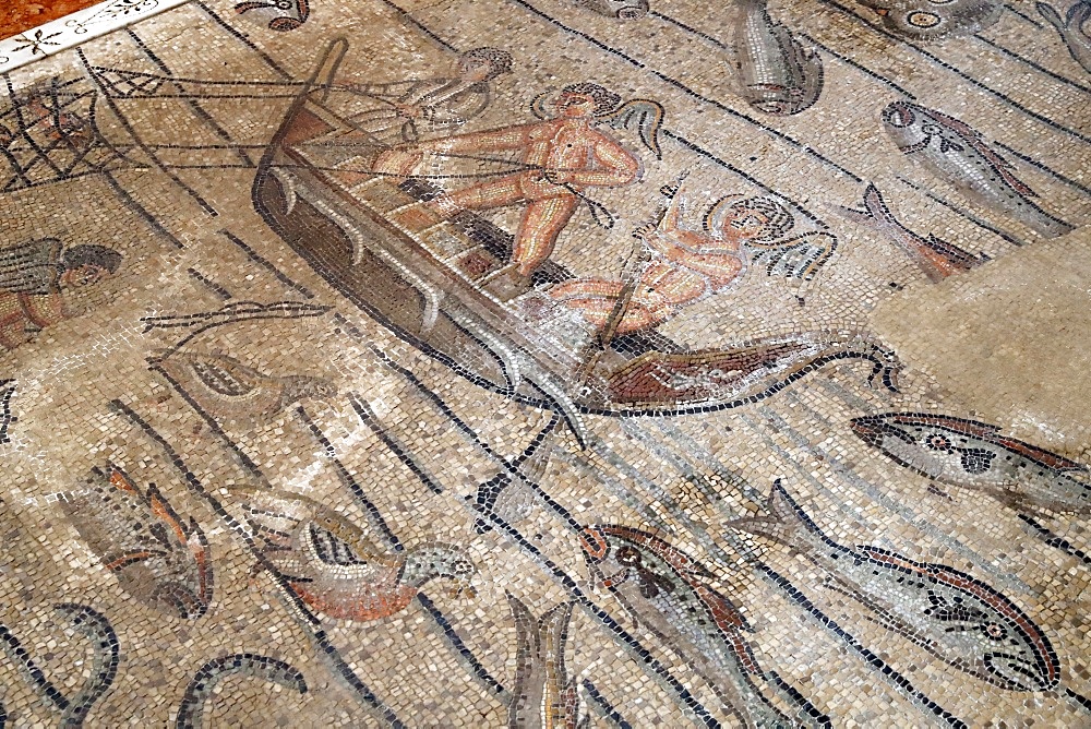 Mosaic floor with Christian symbolism, 4th century, Patriarchal Basilica of Aquileia, UNESCO World Heritage Site, Aquileia, Friuli Venezia Giulia, Italy, Europe