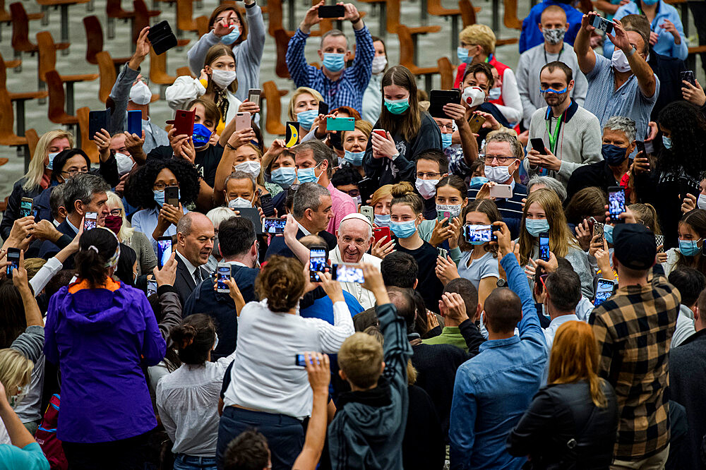 Pope Francis meets with worshippers upon arrival for a limited public audience during the COVID-19 pandemic, Vatican, Rome, Lazio, Italy, Europe