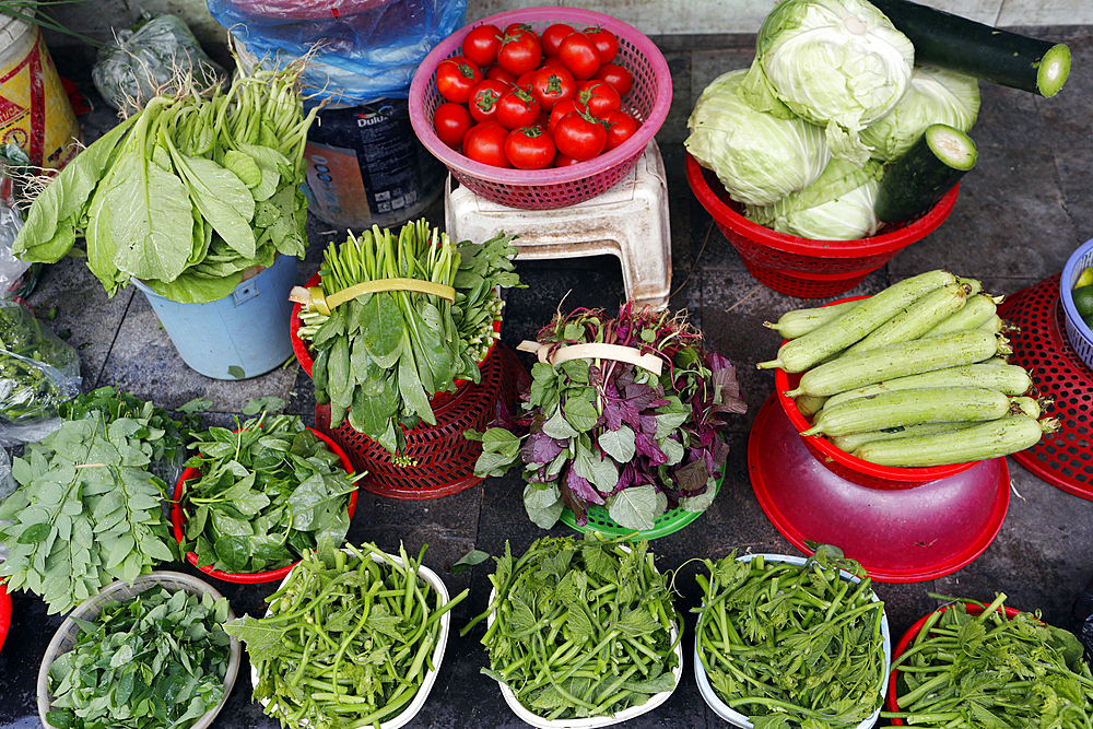 Vegetables and fresh herbs, Vietnamese local food market, Hanoi, Vietnam, Indochina, Southeast Asia, Asia