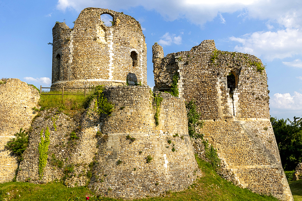 The 11th century Chateau de Conches-en-Ouche (Conches-en-Ouche Castle) dungeon in Conches-en-Ouche, Eure, Normandy, France, Europe