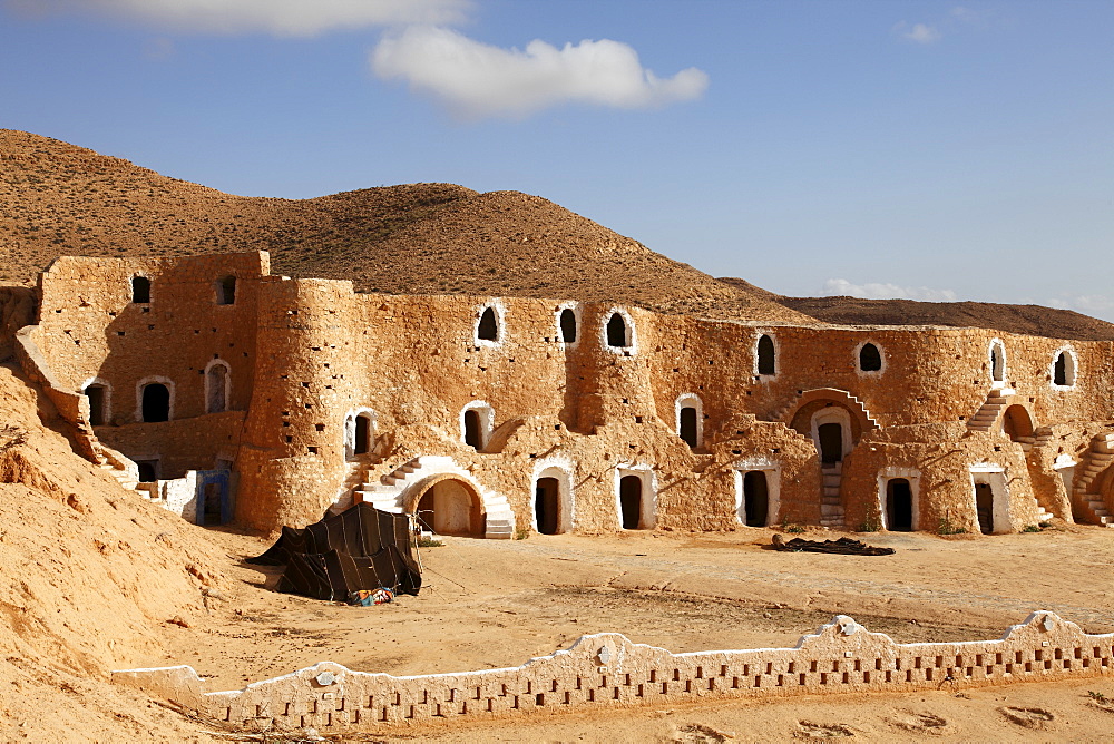 Diaramor Museum in troglodyte dwelling style building, Matmata, Tunisia, North Africa, Africa