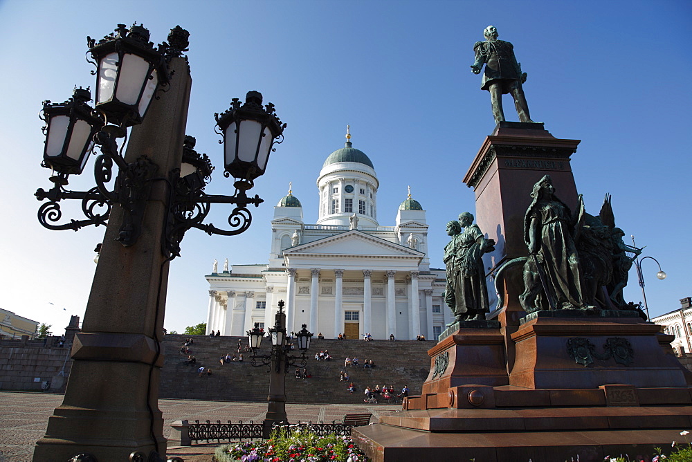 Tsar Alexander II Memorial and Lutheran Cathedral, Senate Square, Helsinki, Finland, Scandinavia, Europe