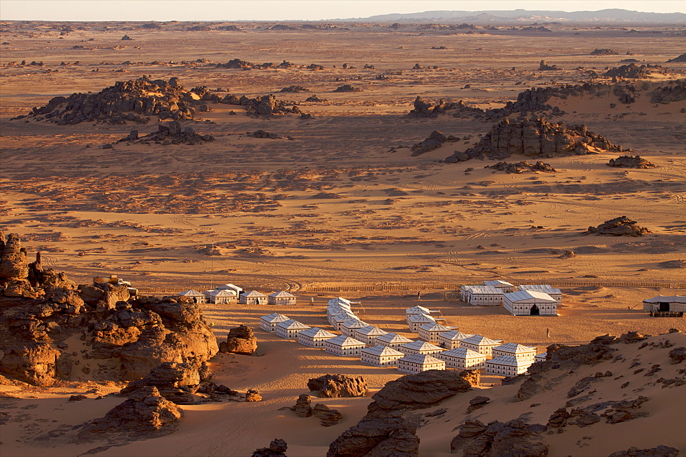 A tented camp in the Akakus, Fezzan desert, Libya, North Africa, Africa