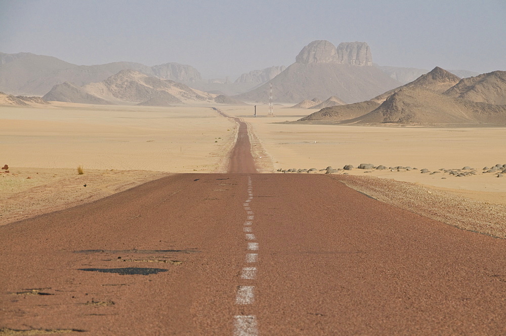 Long straight road in the Sahara Desert, Algeria, North Africa, Africa