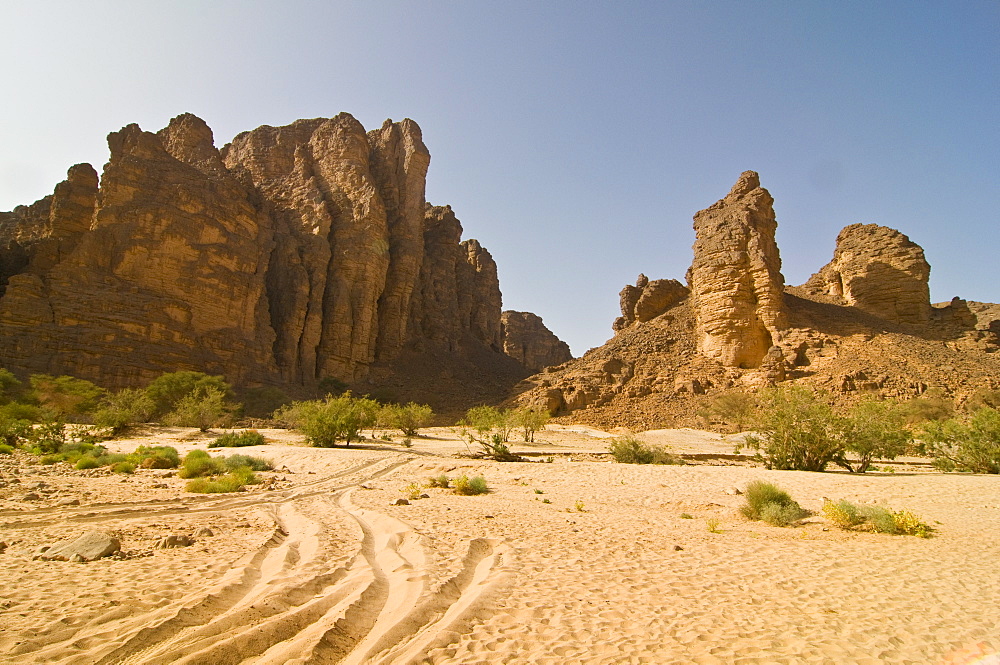 Rock formations near Djanet, Southern Algeria, North Africa, Africa