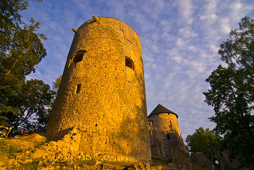 The knights stronghold of Sigulda in the Gauja National Park, Sigulda, Latvia, Baltic States, Europe