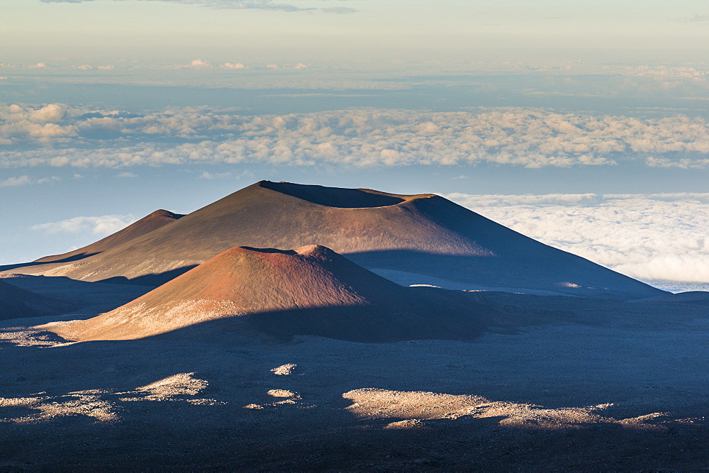 Volcanic cones on top of Mauna Kea, Big Island, Hawaii, United States of America, Pacific