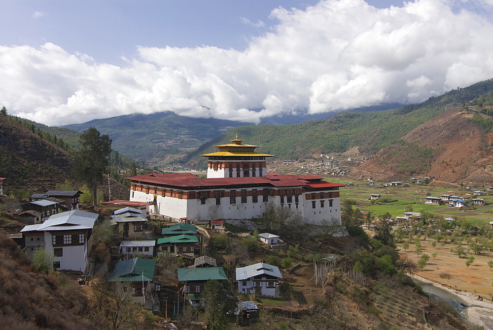 The tsong (old castle), now acting as a Buddhist monastery, Paro, Bhutan, Asia