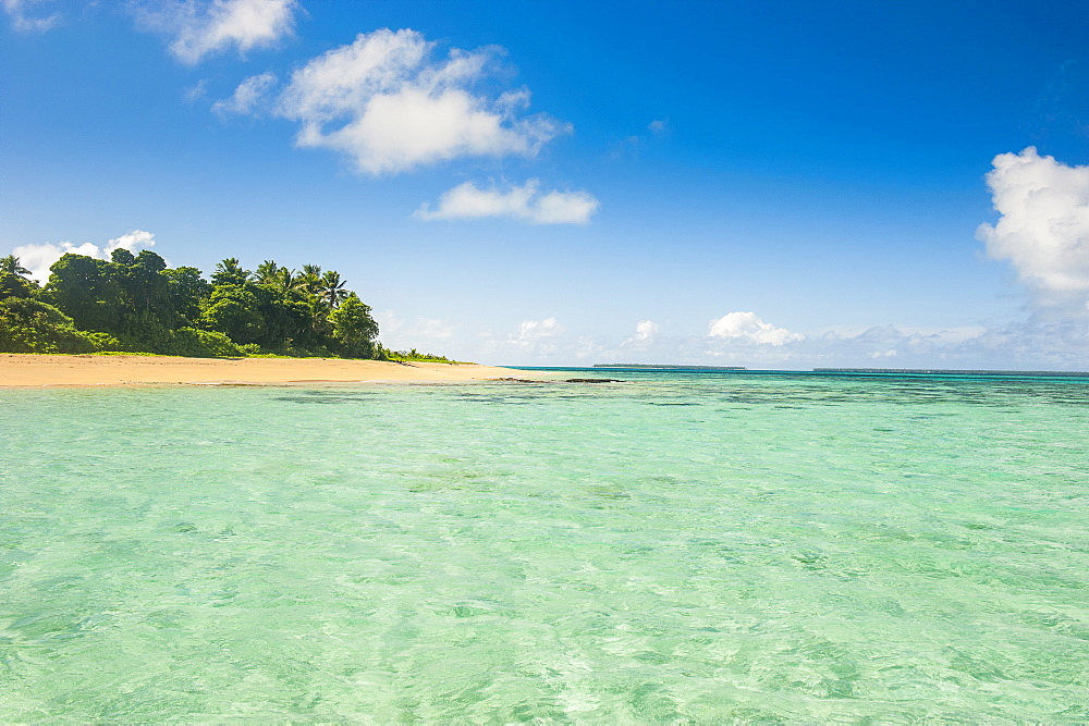 Little island with a white sand beach in Haapai, Haapai Islands, Tonga, South Pacific, Pacific