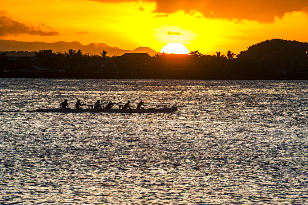 Evening rowing in the bay of Apia, Upolu, Samoa, South Pacific, Pacific