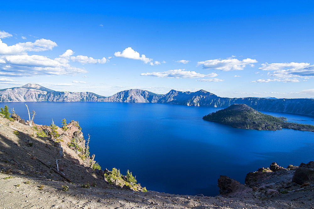 Late afternoon light on the Crater Lake of the Crater Lake National Park, Oregon, United States of America, North America