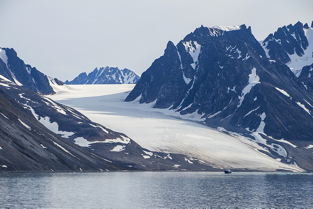 Little fishing boat in Magdalenen Fjord, Svalbard, Arctic, Norway, Scandinavia, Europe 