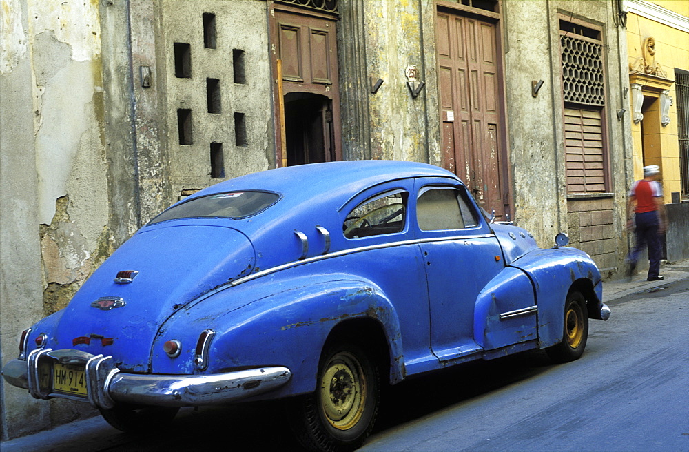 Street scene with old car, Havana, Cuba, West Indies, Central America