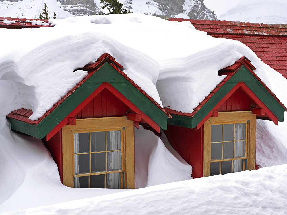 Snow covered dormers, Simpson's Num-Ti-Jah Lodge in winter, Banff National Park, Alberta, Canada, North America