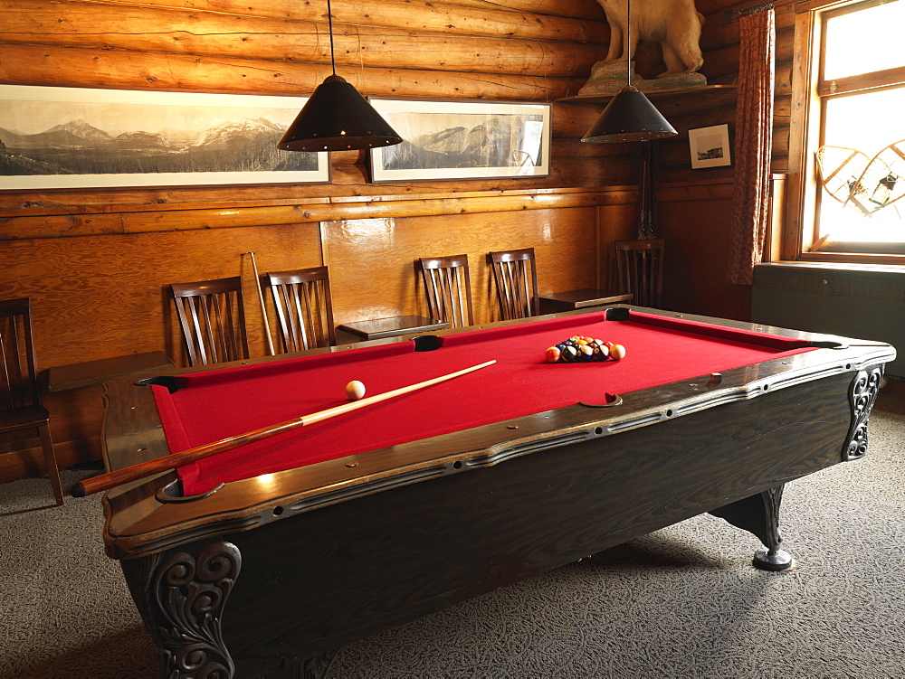 Pool room, Simpson's Num-Ti-Jah Lodge, Banff National Park, Alberta, Canada, North America