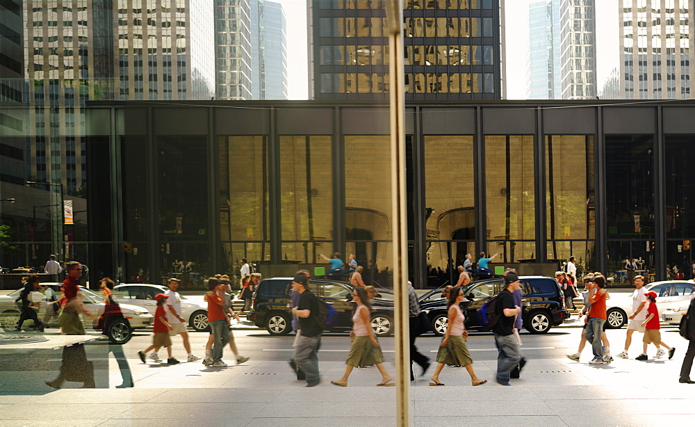 Pedestrians in the financial district of the city, Toronto, Ontario, Canada, North America