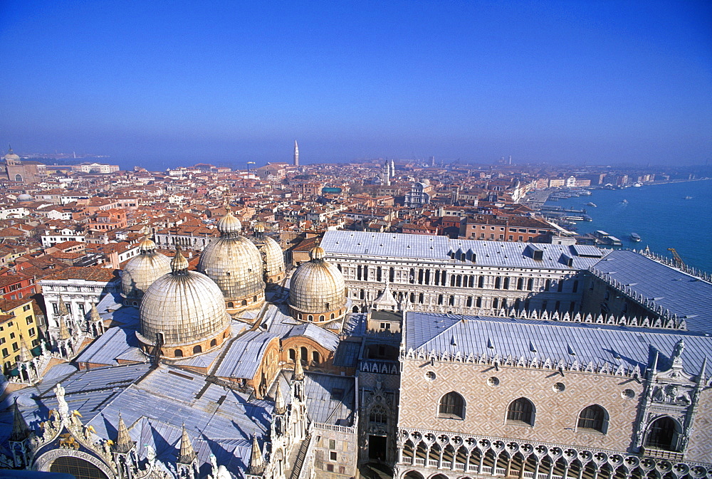 Aerial view of Venice with Basilica San Marco and the Doge's Palace looking east, Venice, UNESCO World Heritage Site, Veneto, Italy, Europe