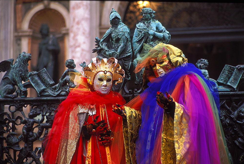 Revellers dressed in costume, Carnevale (Carnival), Piazza San Marco, Venice, Veneto, Italy, Europe