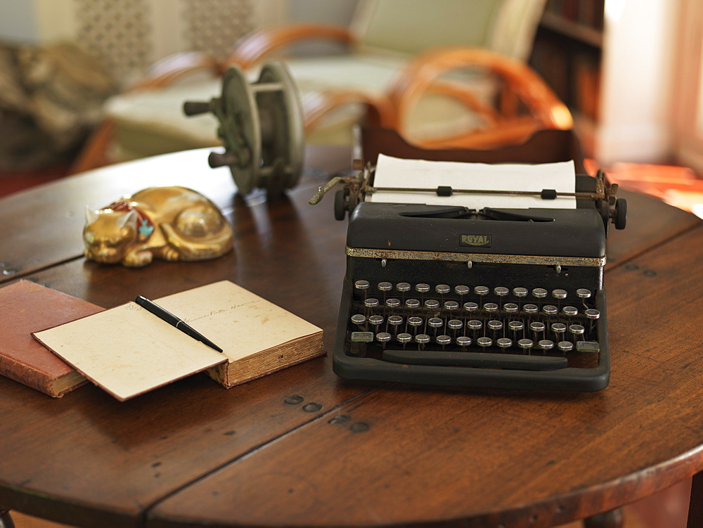 Typewriter in study, Hemingway House, Key West, Florida, United States of America, North America