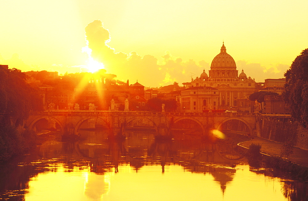 Saint Peter's Basilica and the Tiber River at sunset, Vatican, Rome, Lazio, Italy, Europe