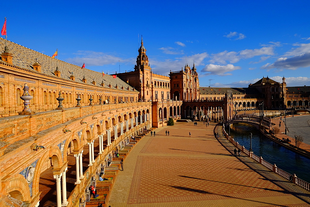 Plaza de Espana, built for the Ibero-American Exposition of 1929, Seville, Andalucia, Spain, Europe 