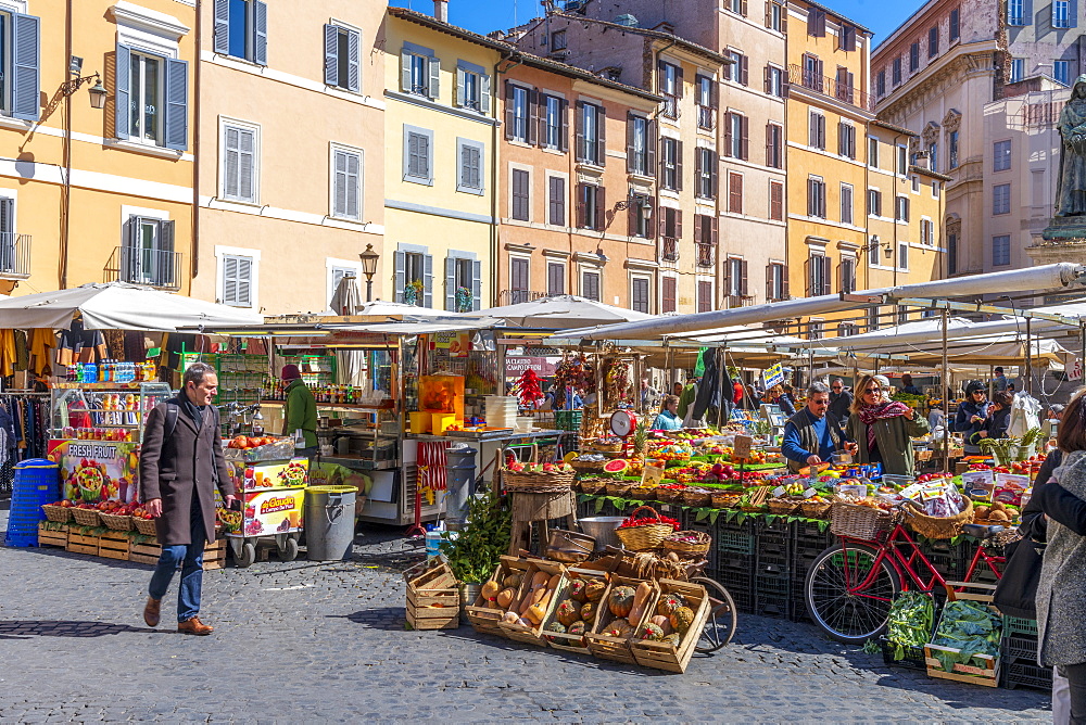 Market stalls, Campo de Fiori, Regola, Rome, Lazio, Italy, Europe